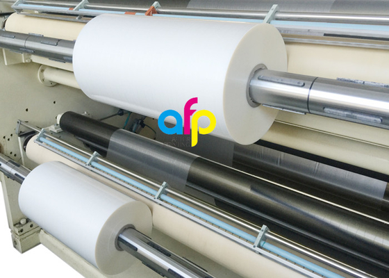 Parlak Laminasyon Rulo Filmi, 24 Mikron BOPP Laminasyon Filmi 445mm * 3000m Rulo